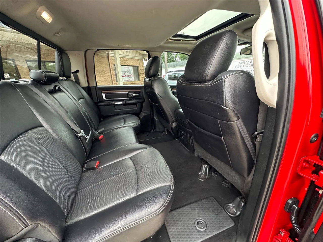 2018 Ram 1500 Laramie photo 30