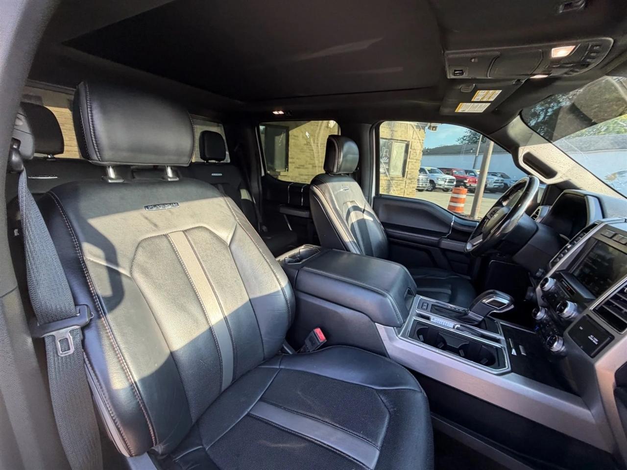 Ford F-150 Platinum SuperCrew 4WD 2018