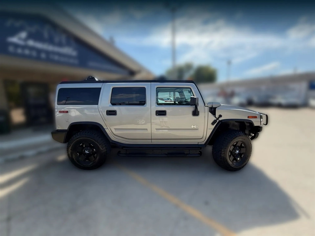 2005 Hummer H2 Base photo 8