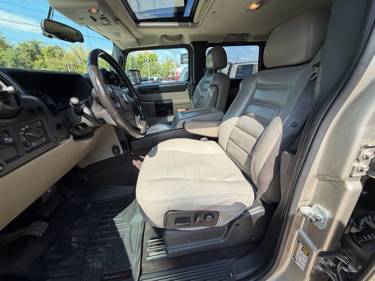 2005 Hummer H2 Base photo 21