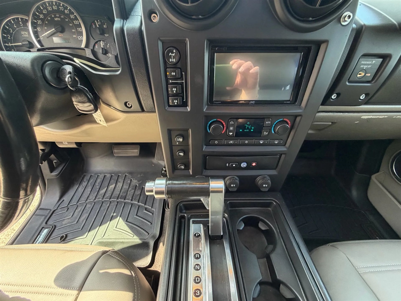 2005 Hummer H2 Base photo 25