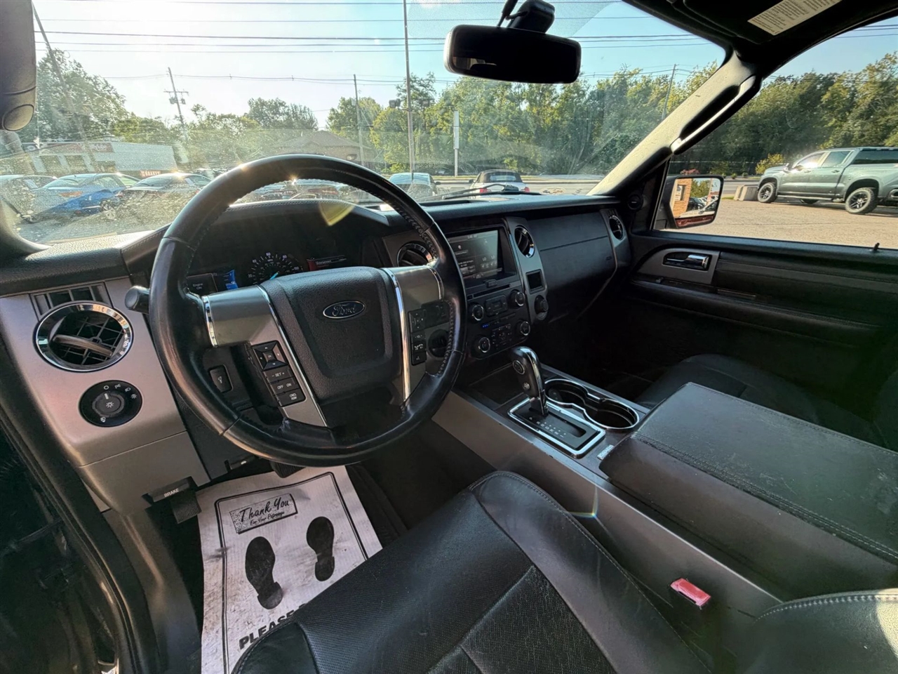 2015 Ford Expedition Platinum photo 12