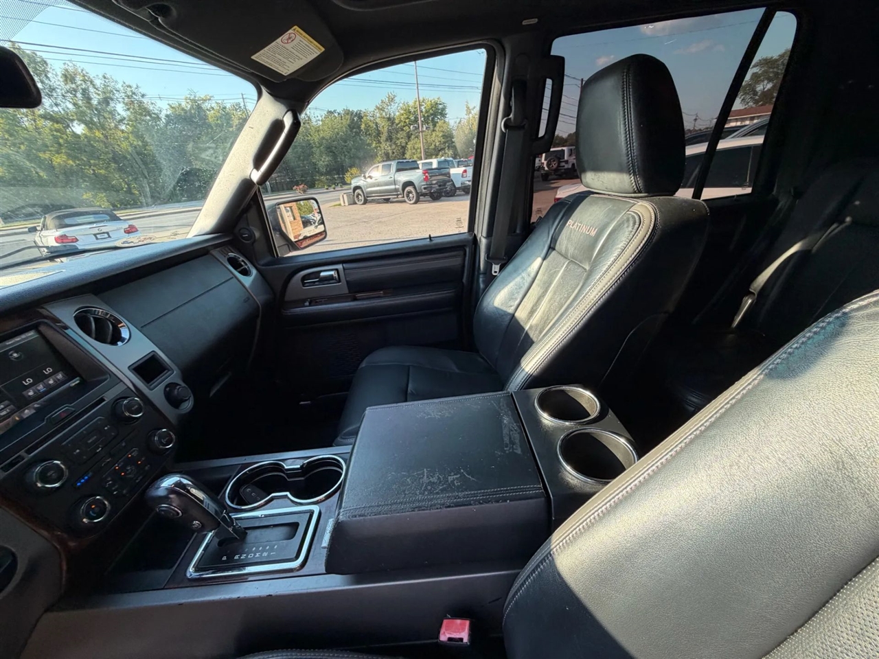 2015 Ford Expedition Platinum photo 13