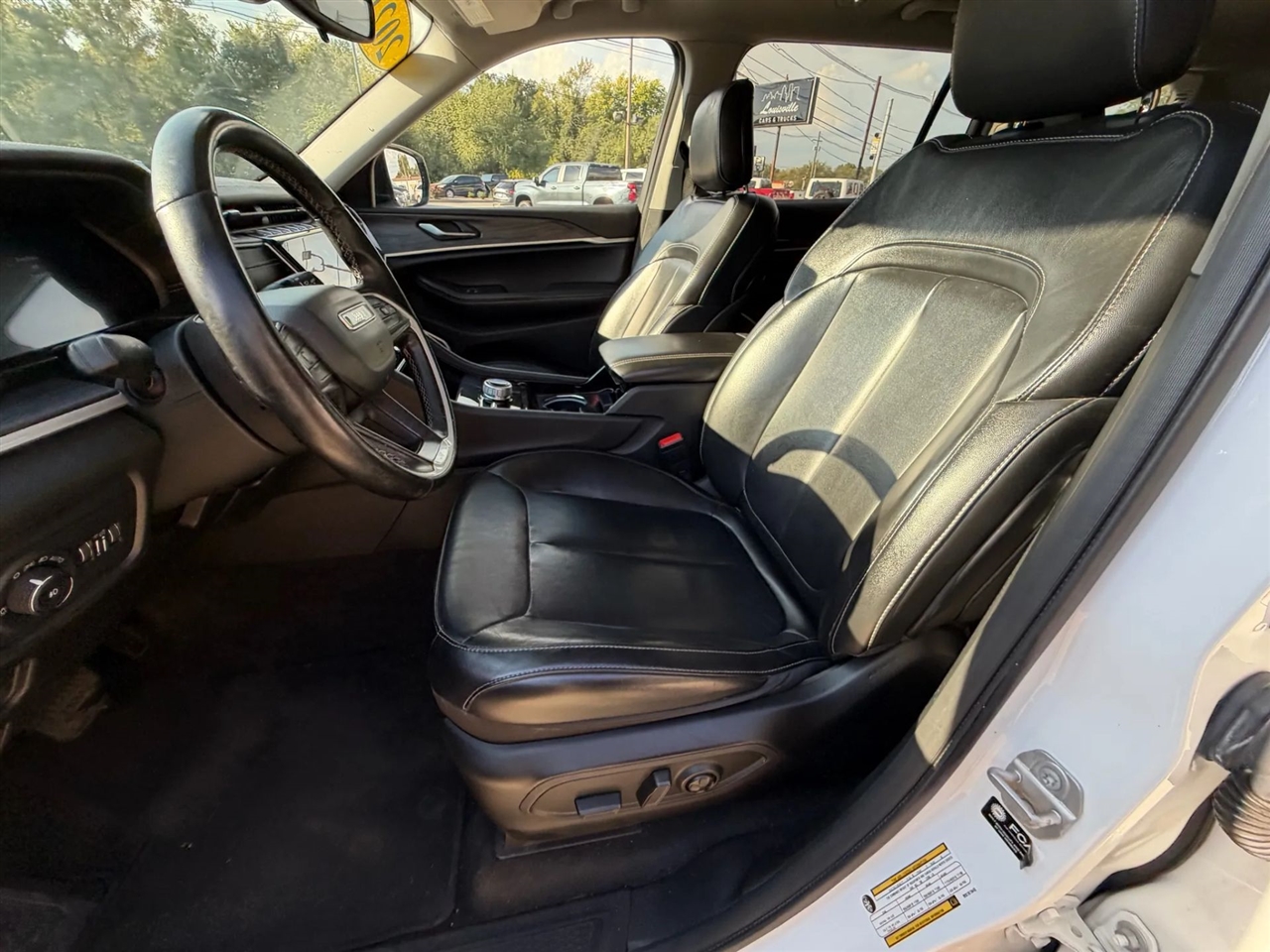 2021 Jeep Grand Cherokee Limited photo 16
