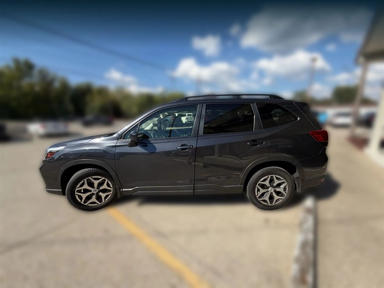 2019 Subaru Forester 2.5i Premium photo 2