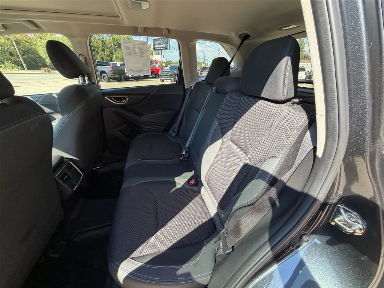 2019 Subaru Forester 2.5i Premium photo 23