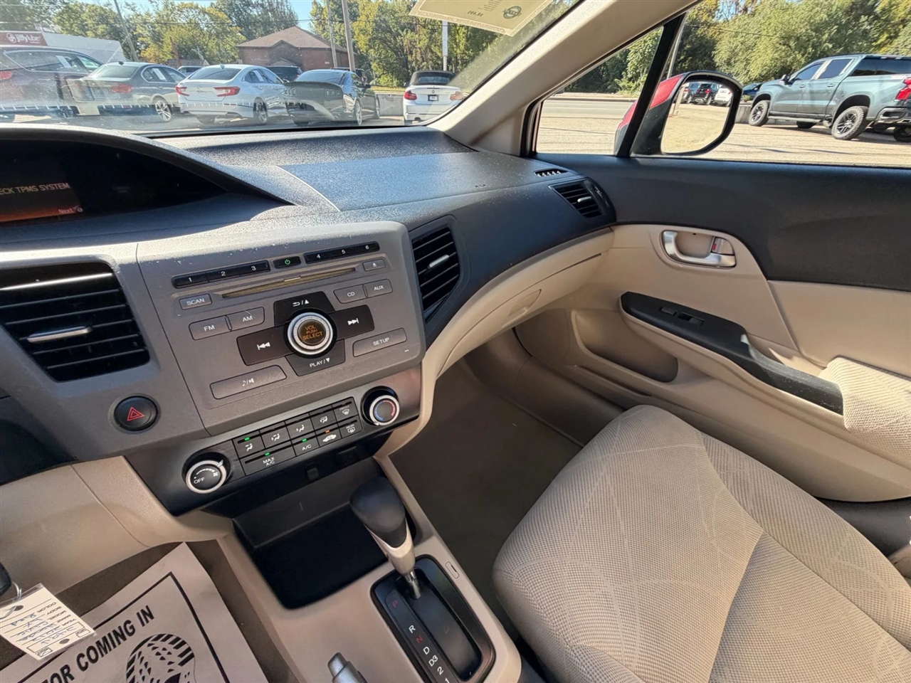 Honda Civic Sdn 4dr Auto LX 2012 Honda Civic Sdn 4dr Auto LX 2012