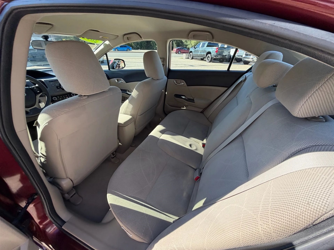 Honda Civic Sdn 4dr Auto LX 2012 Honda Civic Sdn 4dr Auto LX 2012