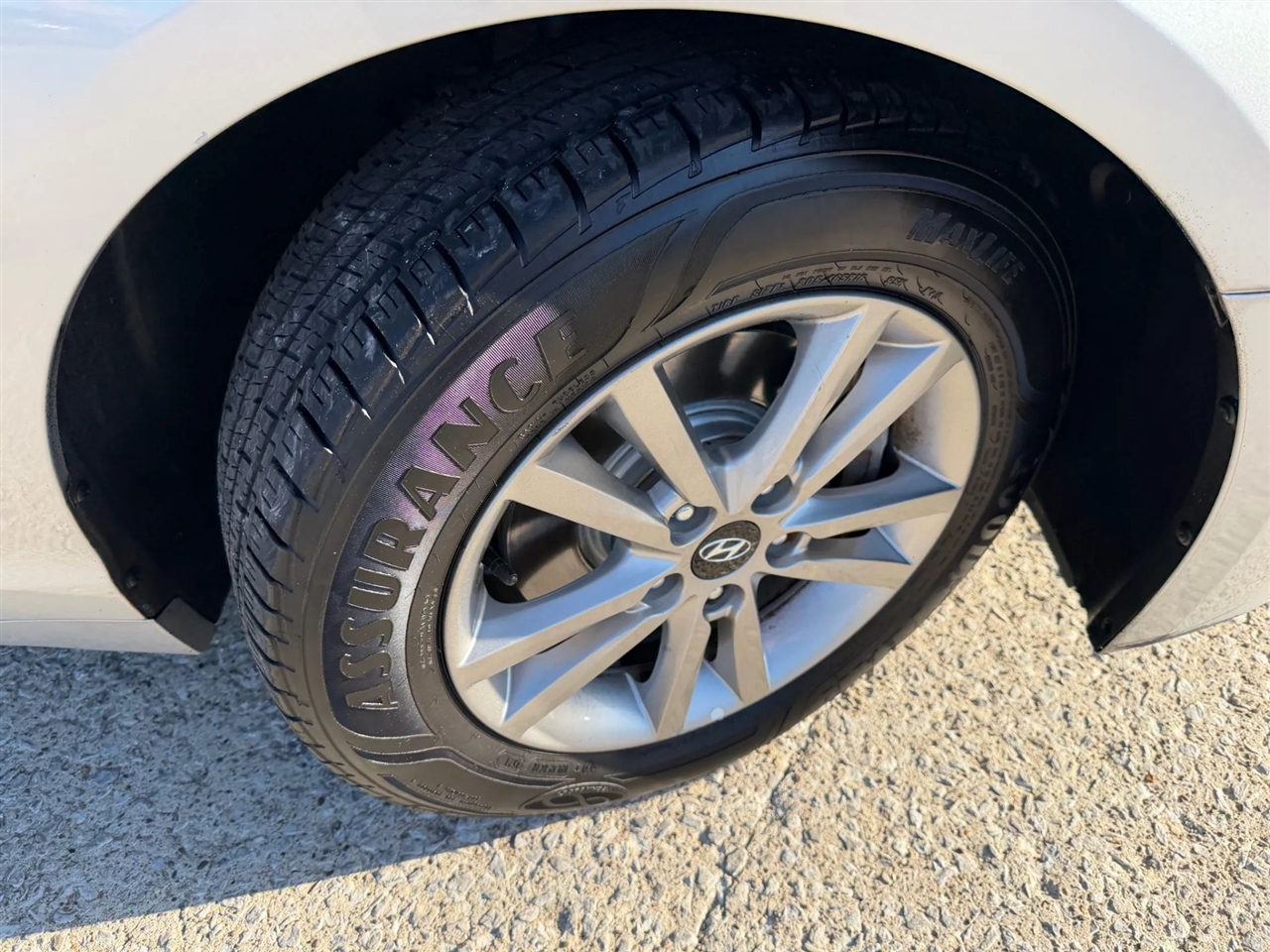 Hyundai Sonata 4dr Sdn 2.4L SE 2016 Hyundai Sonata 4dr Sdn 2.4L SE 2016