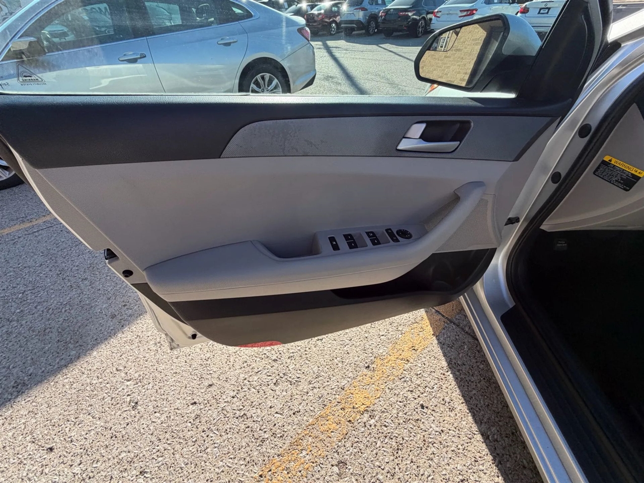 Hyundai Sonata 4dr Sdn 2.4L SE 2016 Hyundai Sonata 4dr Sdn 2.4L SE 2016