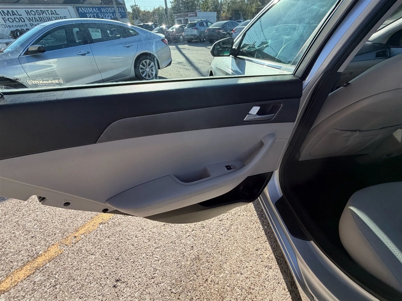 Hyundai Sonata 4dr Sdn 2.4L SE 2016 Hyundai Sonata 4dr Sdn 2.4L SE 2016