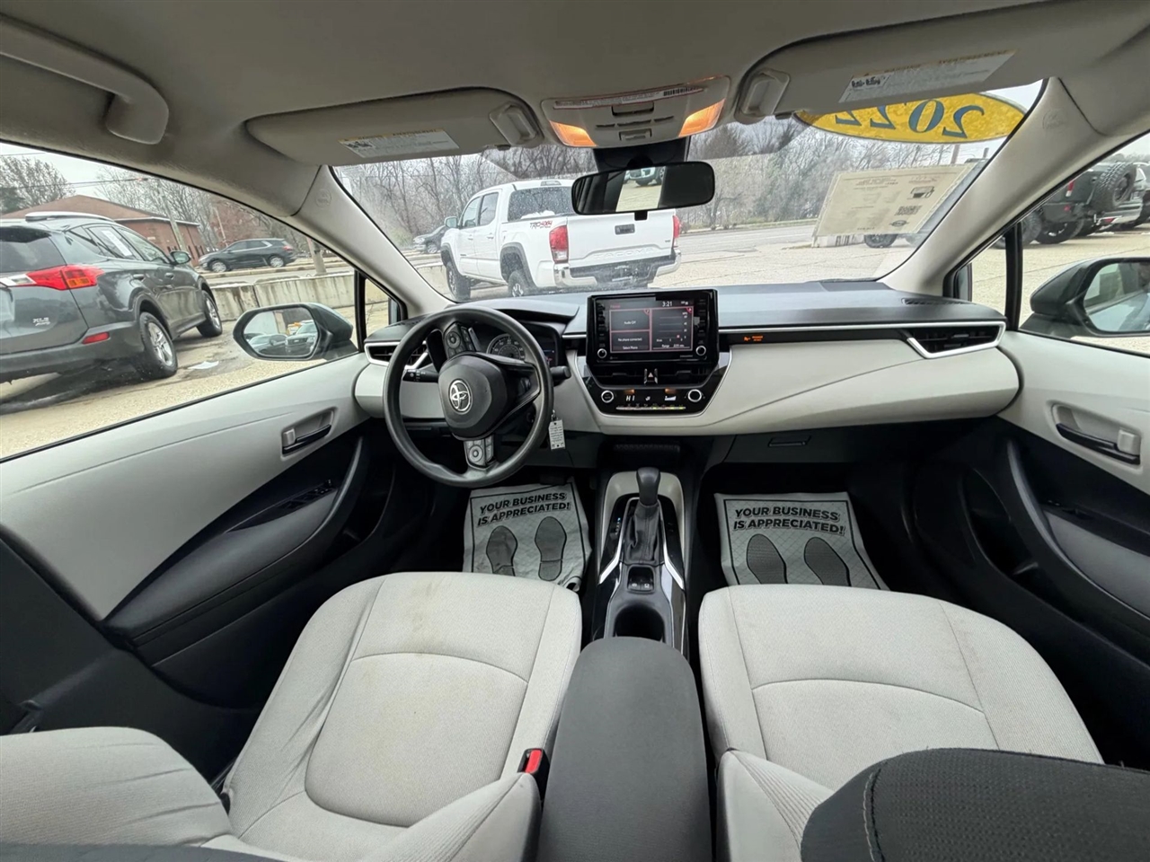 Toyota Corolla LE CVT (Natl) 2022