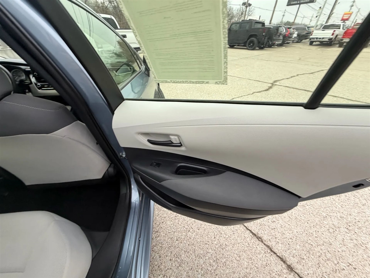 Toyota Corolla LE CVT (Natl) 2022