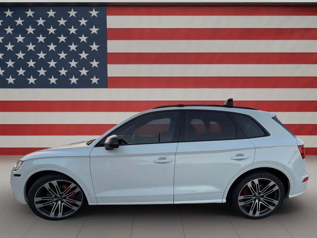 2020 Audi SQ5 Premium Plus photo 4