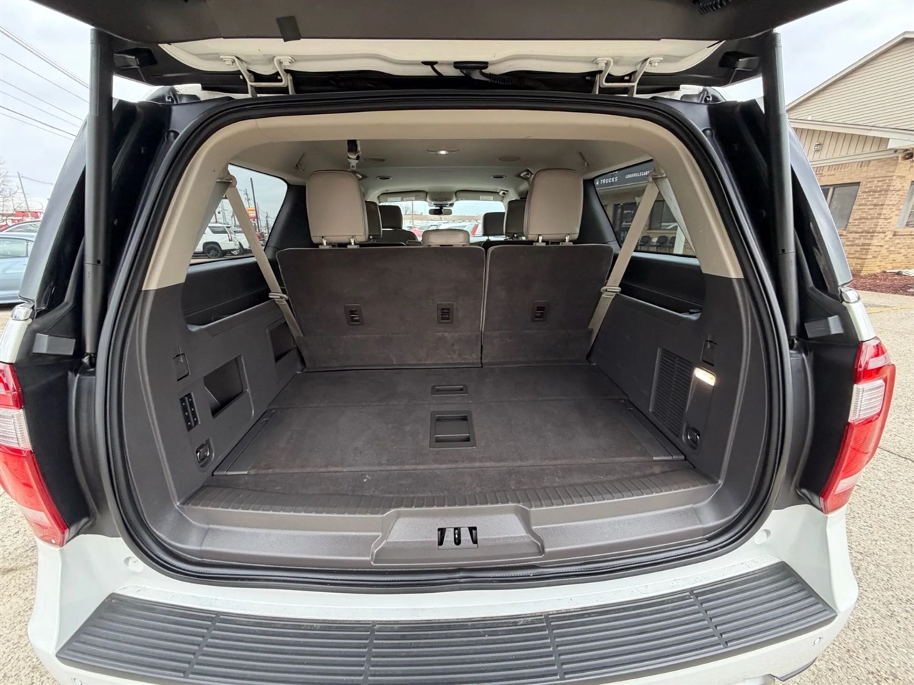 Ford Expedition Max XLT 4x2 2021