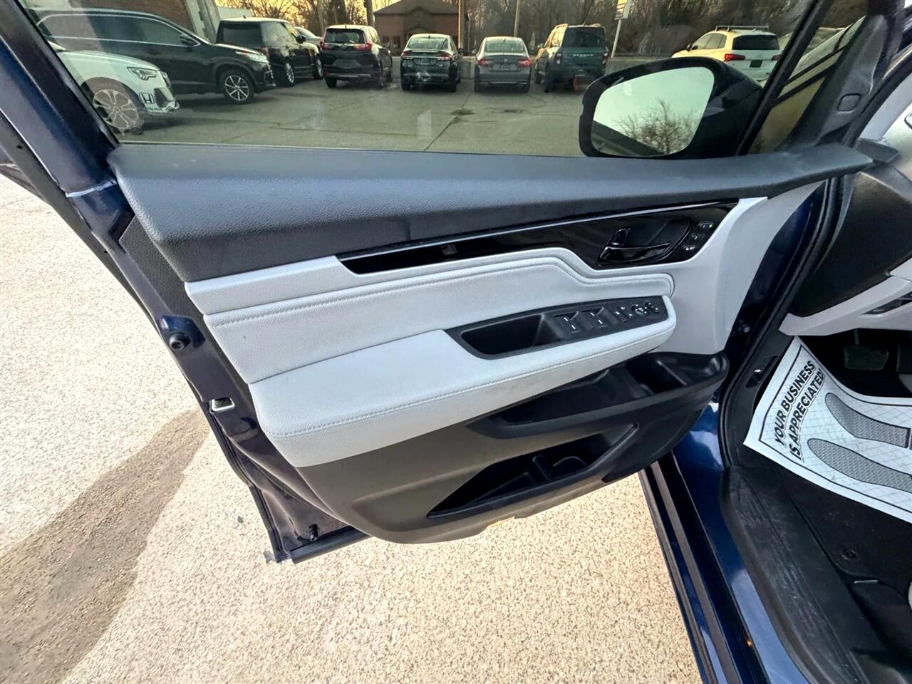 Honda Odyssey Touring Auto 2023