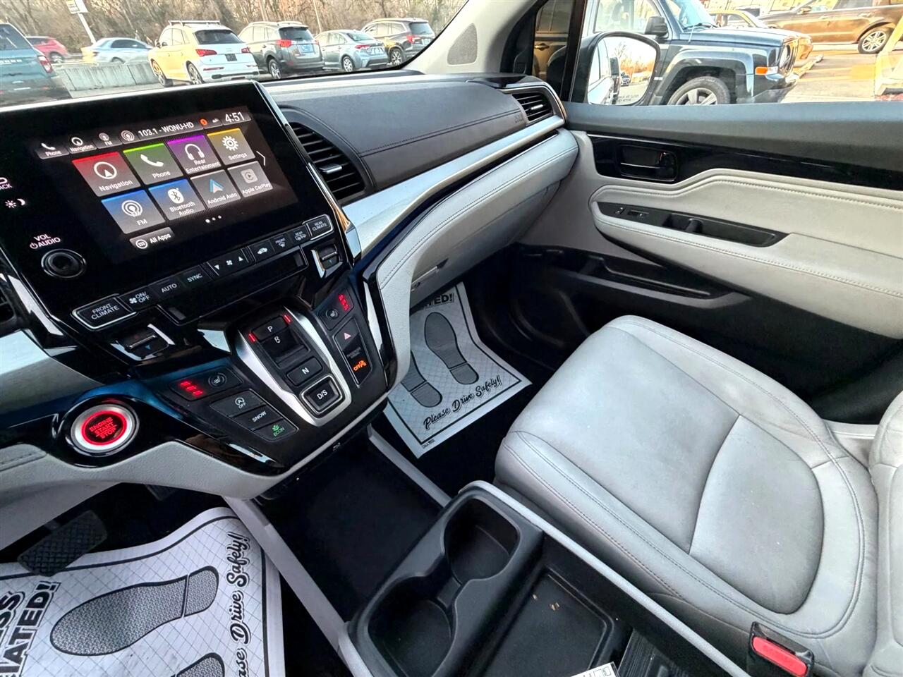 Honda Odyssey Touring Auto 2023