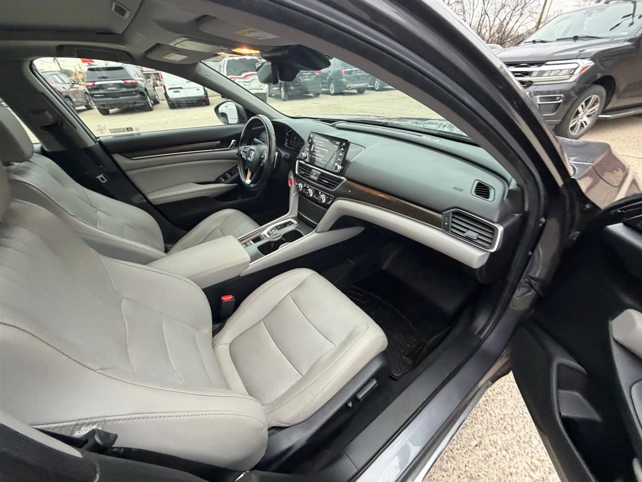 Honda Accord Sedan Touring 2.0T Auto 2019