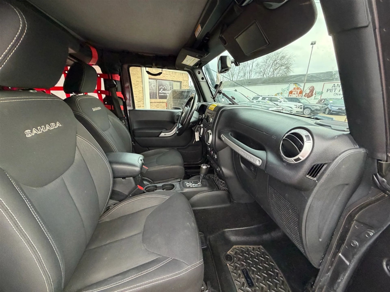 Jeep Wrangler 4WD 2dr Sahara 2016