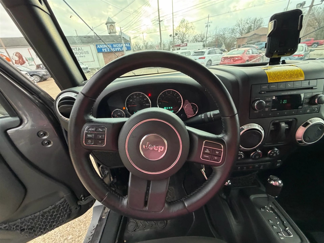 Jeep Wrangler 4WD 2dr Sahara 2016