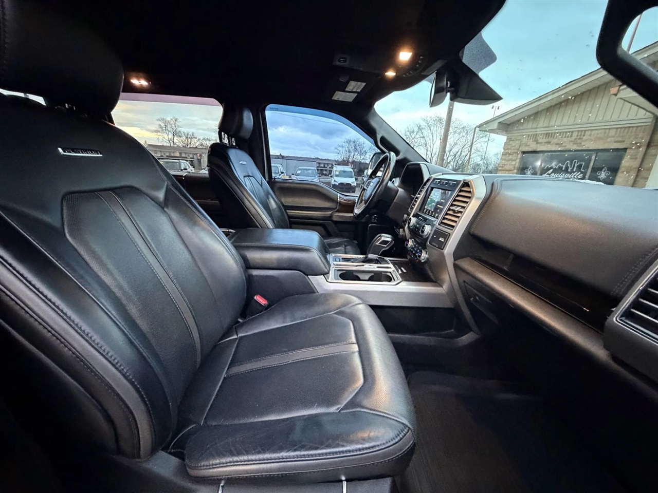 Ford F-150 King Ranch 4WD SuperCrew 5.5' Box 2017