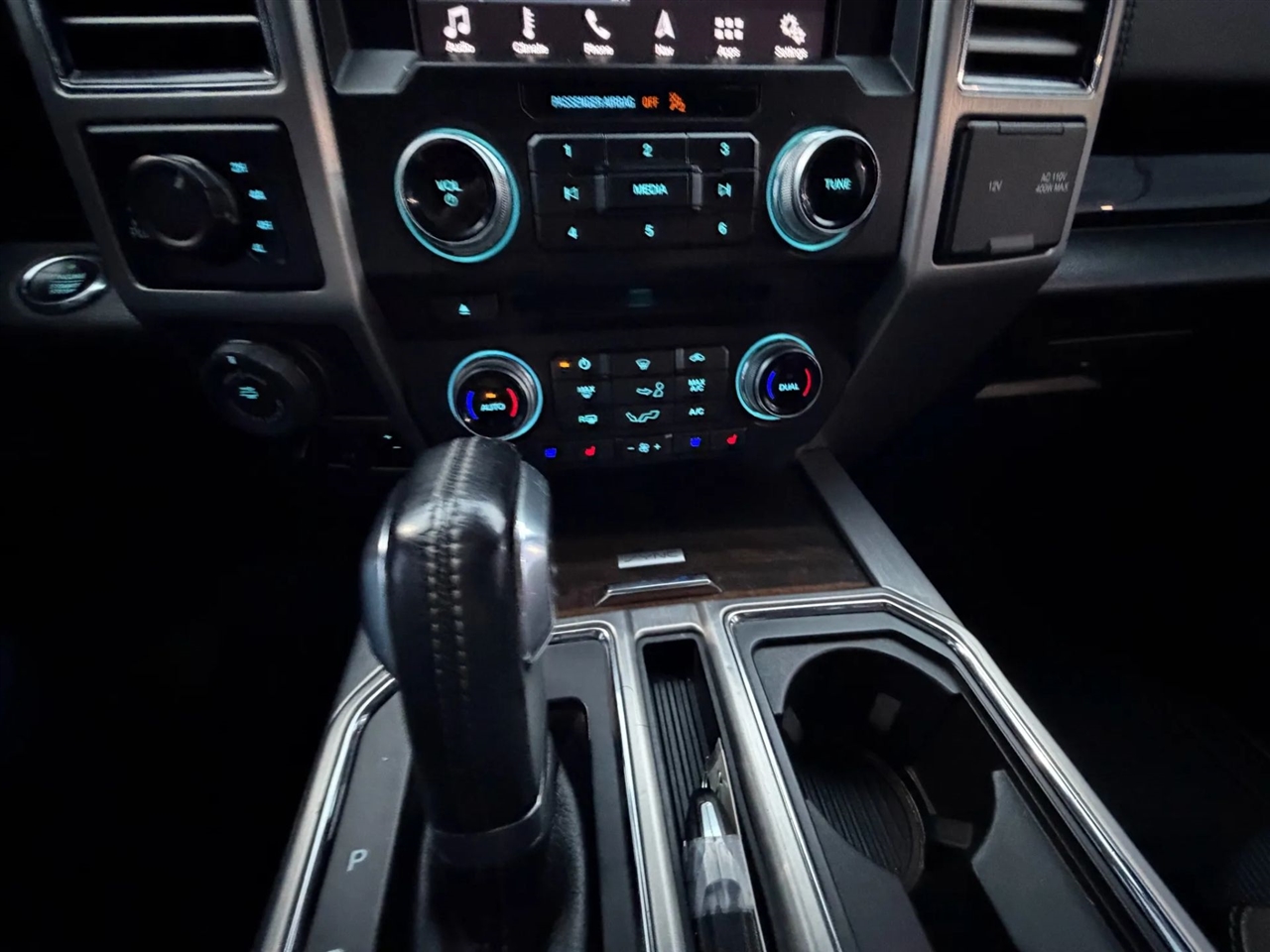 Ford F-150 King Ranch 4WD SuperCrew 5.5' Box 2017