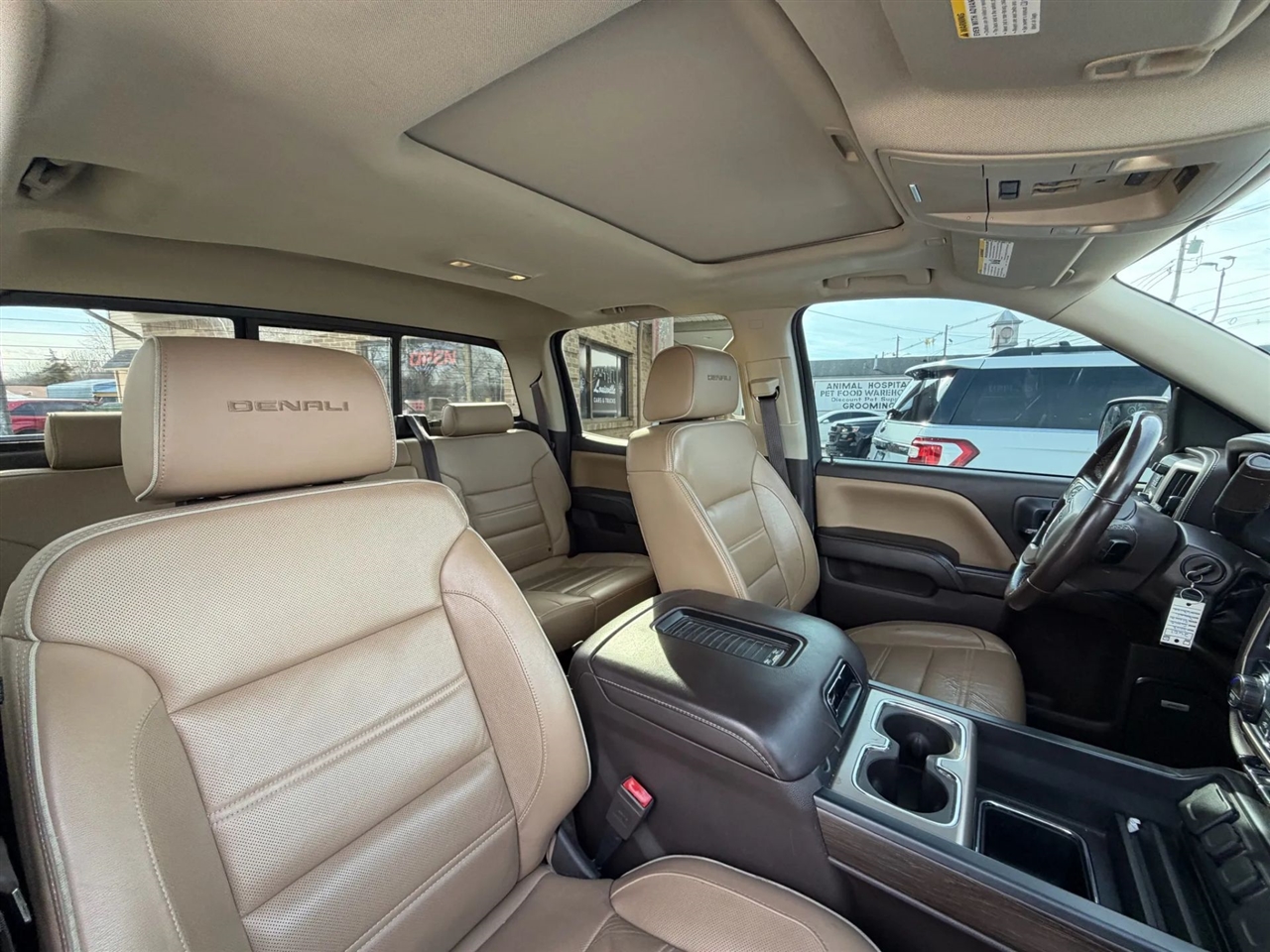 GMC Sierra 1500 4WD Crew Cab 143.5" Denali 2018