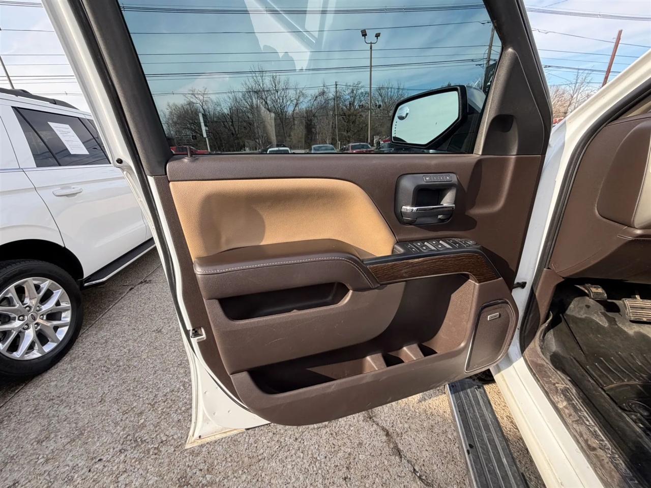 GMC Sierra 1500 4WD Crew Cab 143.5" Denali 2018