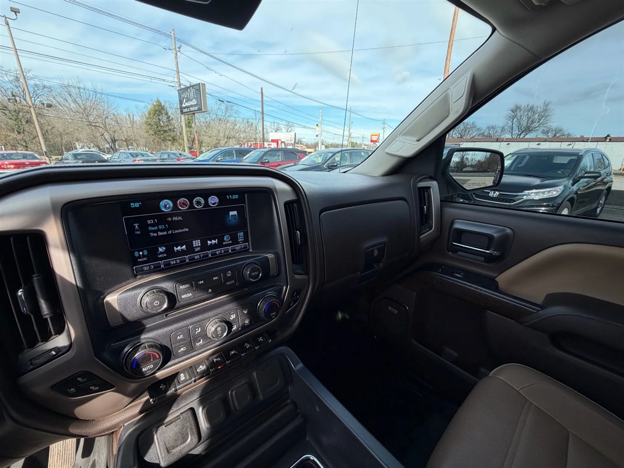 GMC Sierra 1500 4WD Crew Cab 143.5" Denali 2018