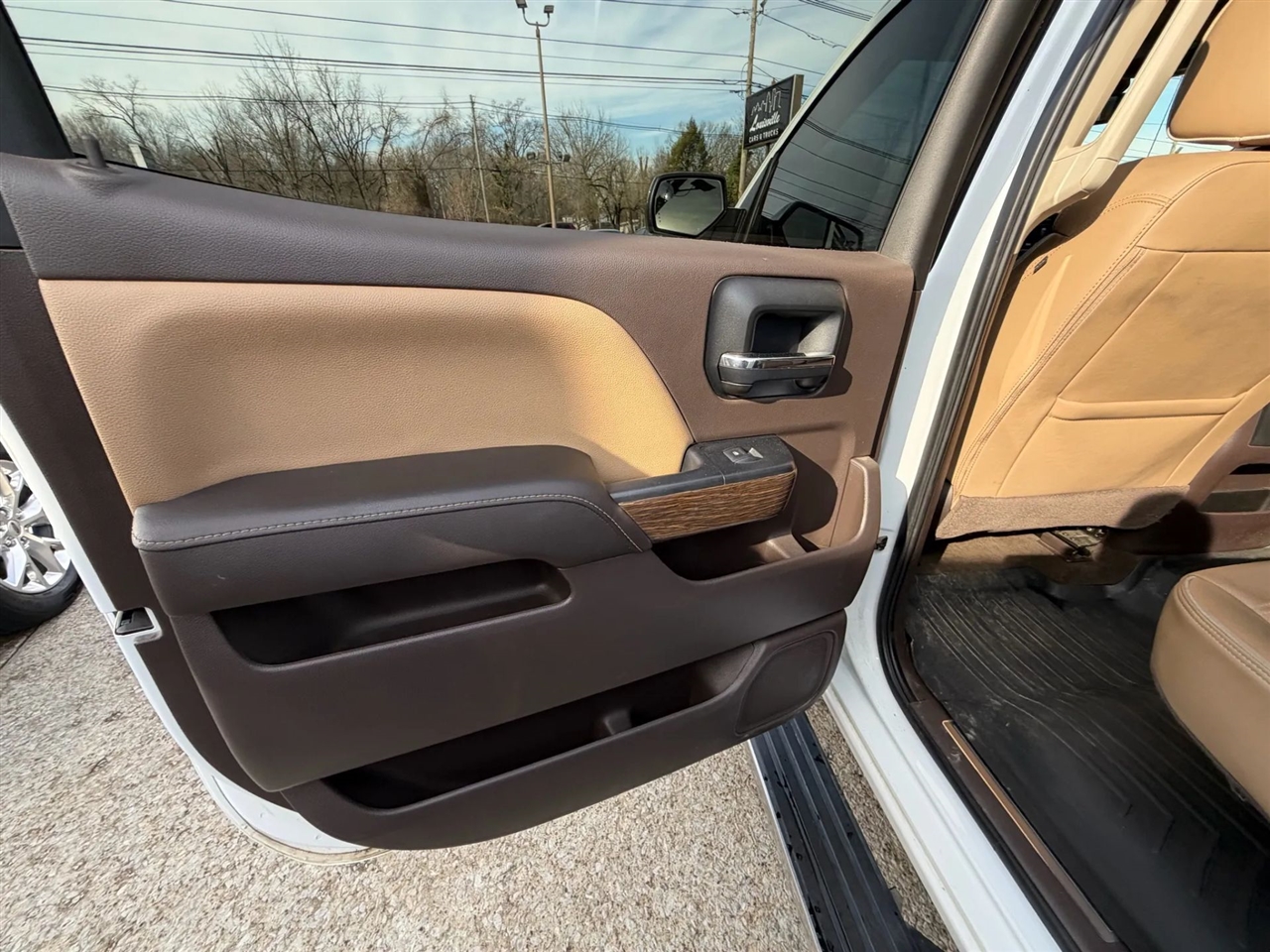 GMC Sierra 1500 4WD Crew Cab 143.5" Denali 2018