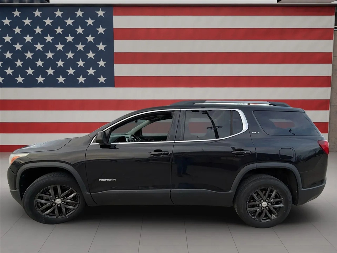 GMC Acadia FWD 4dr SLT w/SLT-1 2017