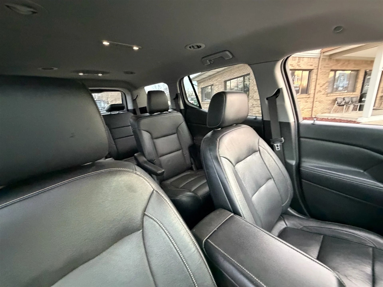 GMC Acadia FWD 4dr SLT w/SLT-1 2017