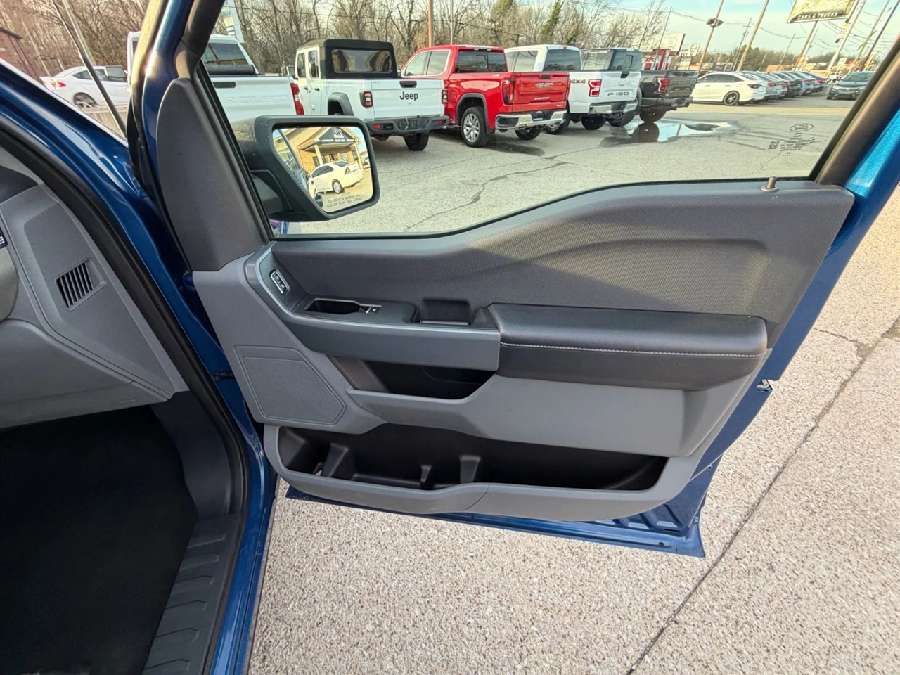 Ford F-150 King Ranch 2WD SuperCrew 5.5' Box 2023