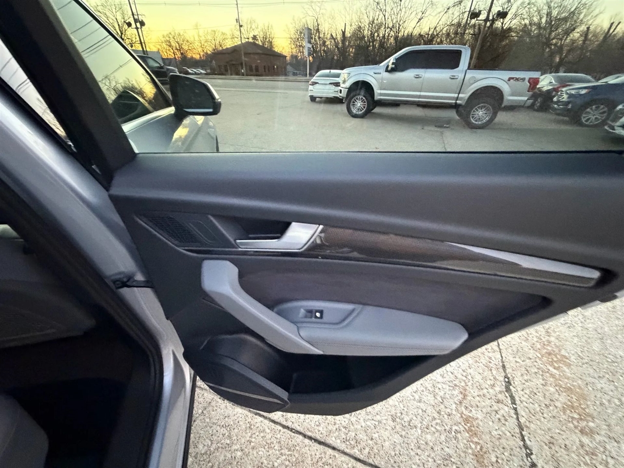 Audi SQ5 Premium Plus 3.0 TFSI quattro 2022