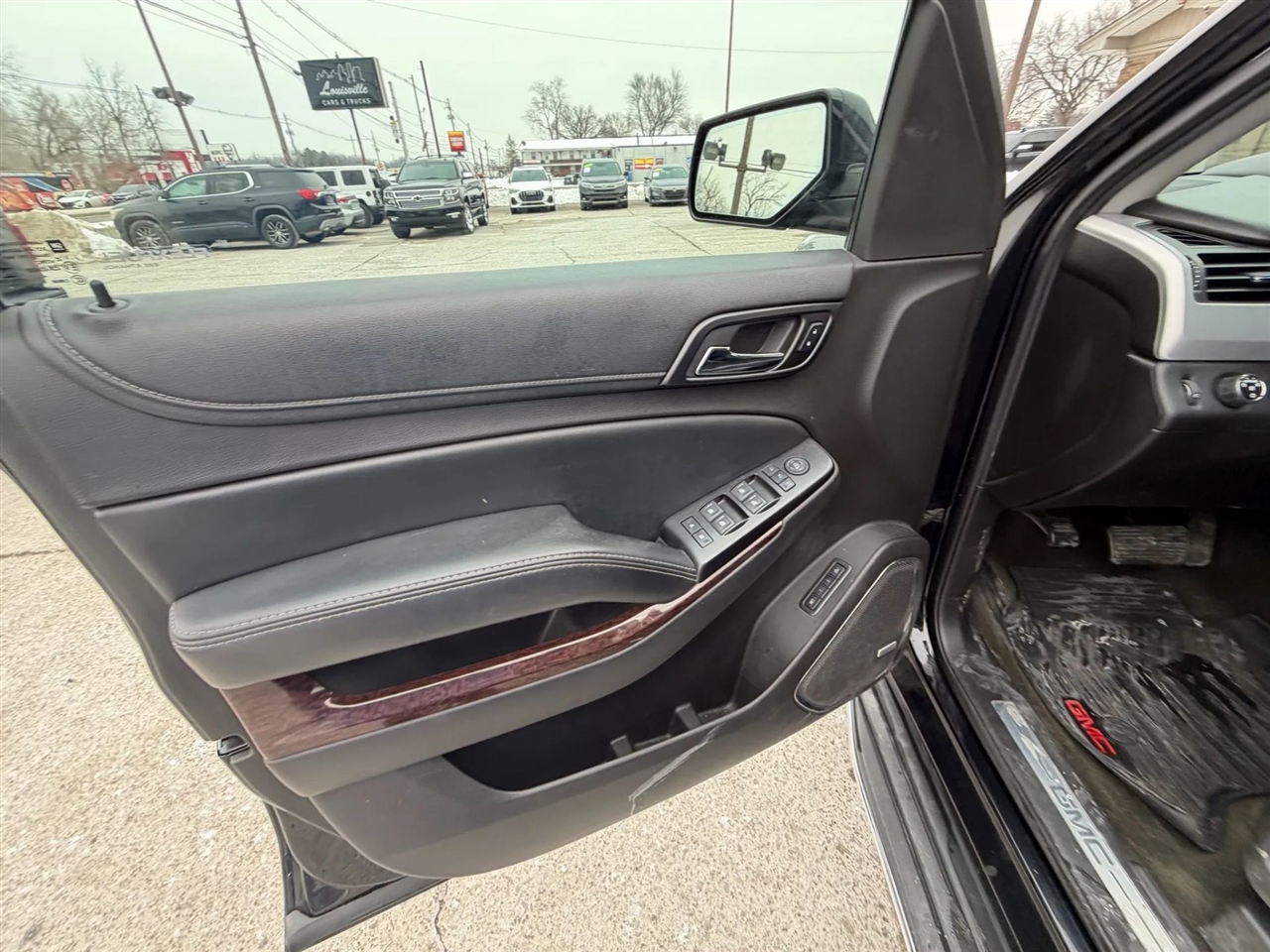 GMC Yukon 4WD 4dr SLT 2016