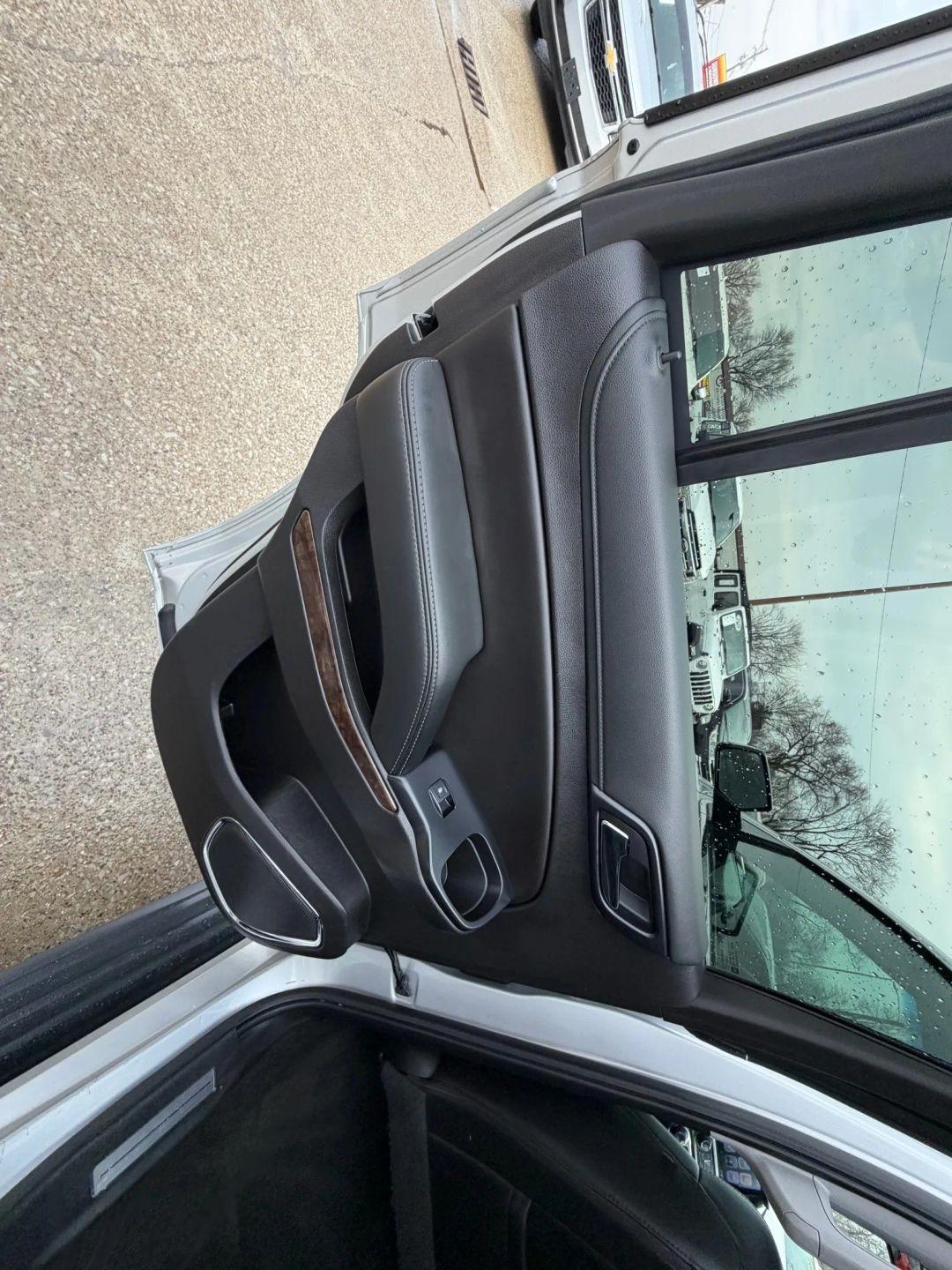 Chevrolet Tahoe 4WD 4dr LT 2018