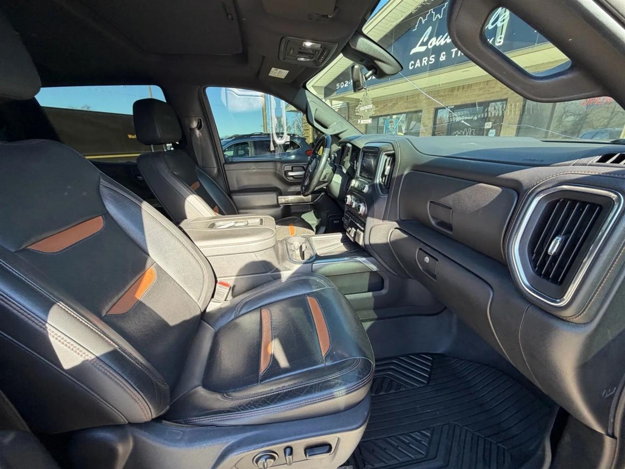 GMC Sierra 1500 4WD Crew Cab 147" AT4 2020