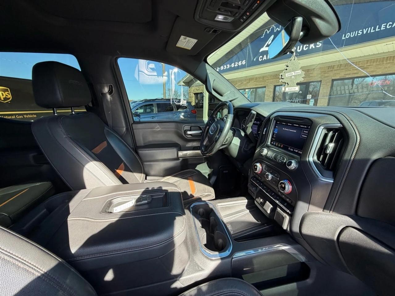 GMC Sierra 1500 4WD Crew Cab 147" AT4 2020