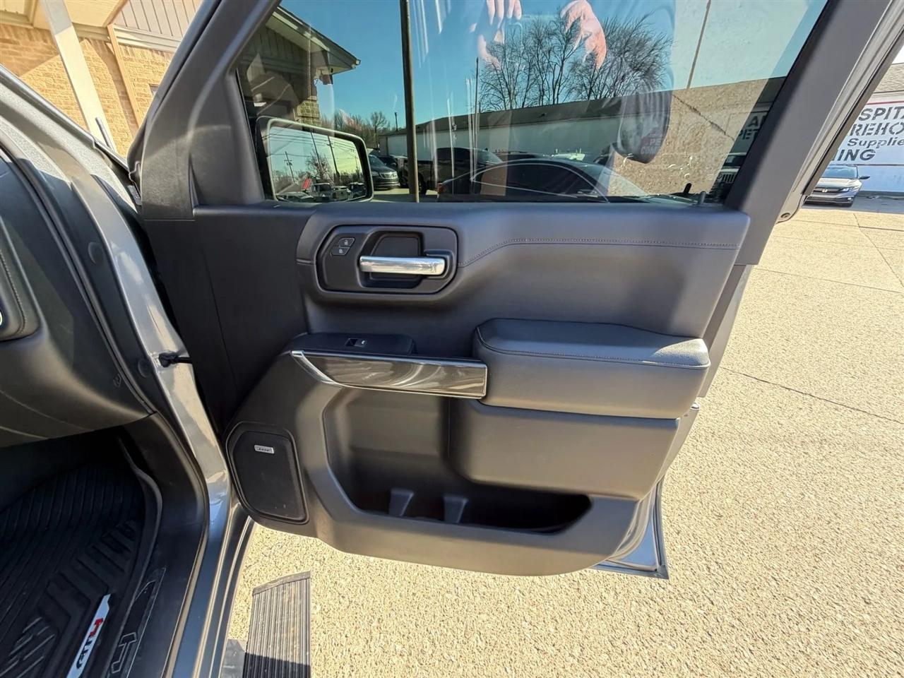 GMC Sierra 1500 4WD Crew Cab 147" AT4 2020