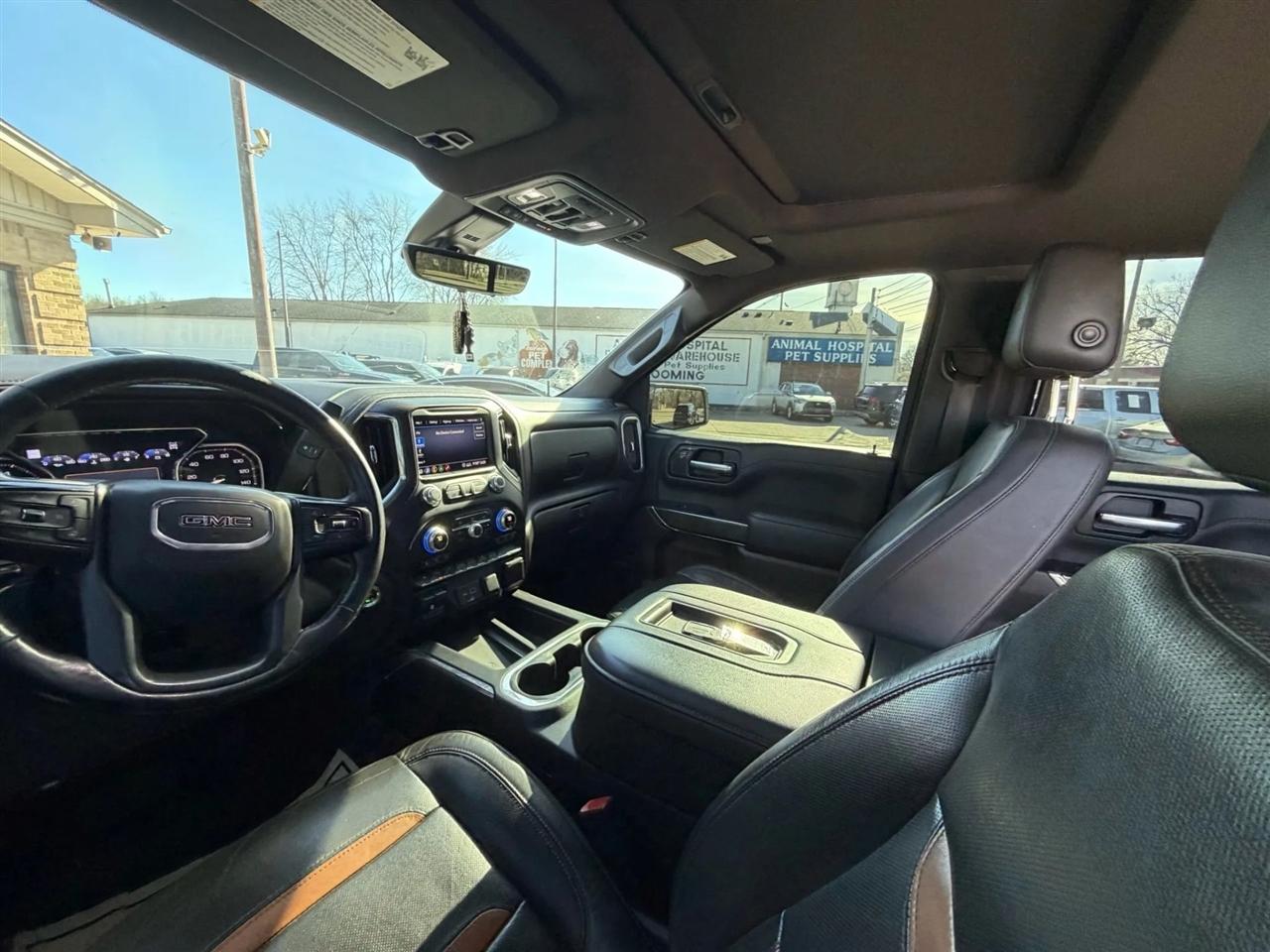 GMC Sierra 1500 4WD Crew Cab 147" AT4 2020