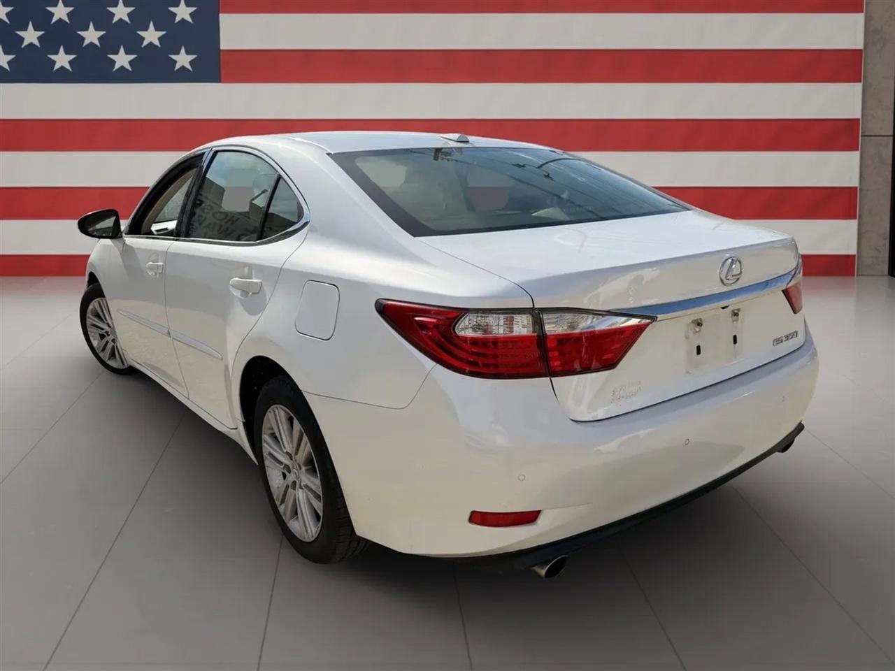 Lexus ES 350 4dr Sdn 2013