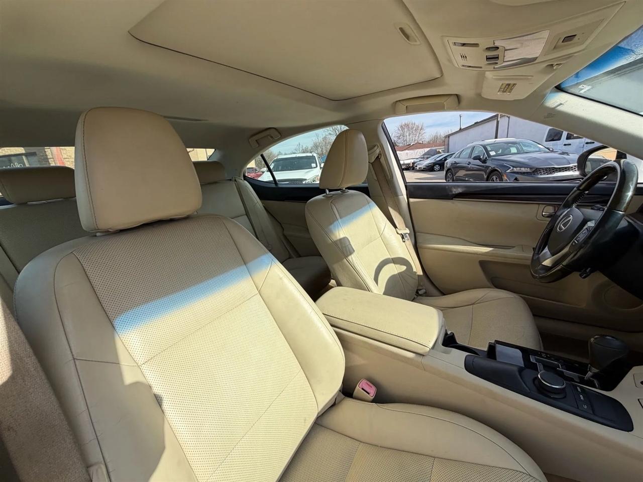 Lexus ES 350 4dr Sdn 2013