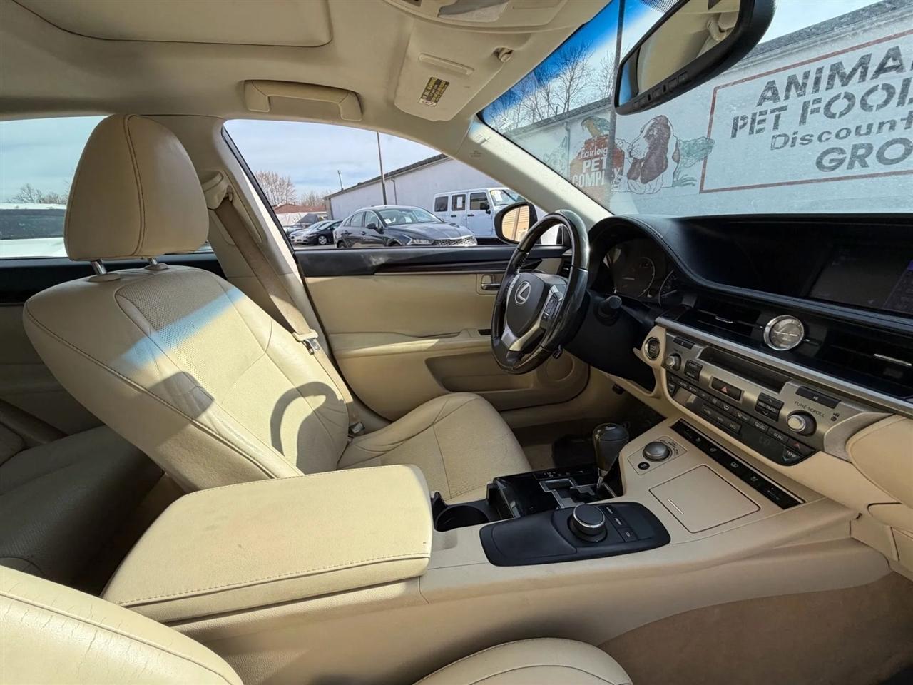 Lexus ES 350 4dr Sdn 2013