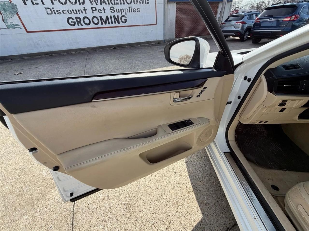 Lexus ES 350 4dr Sdn 2013