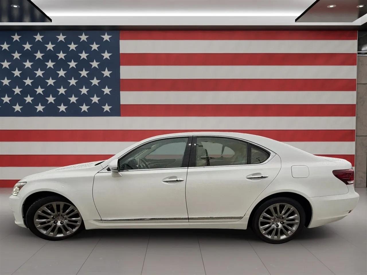 Lexus LS 460 4dr Sdn RWD 2014