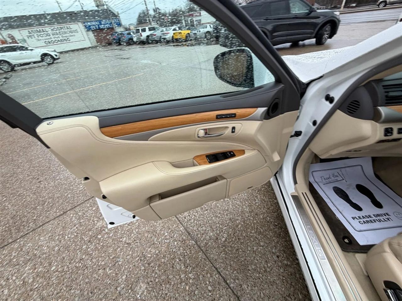 Lexus LS 460 4dr Sdn RWD 2014