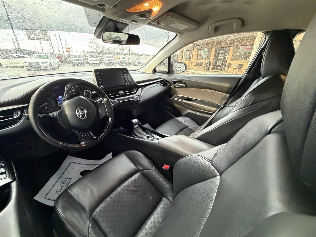 Toyota C-HR Nightshade FWD (Natl) 2021