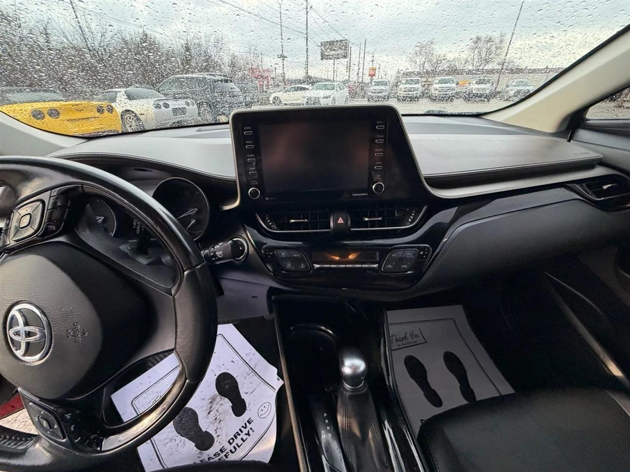 Toyota C-HR Nightshade FWD (Natl) 2021