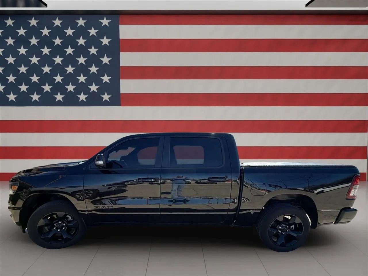 RAM 1500 Big Horn/Lone Star 4x4 Crew Cab 5'7" Box 2019