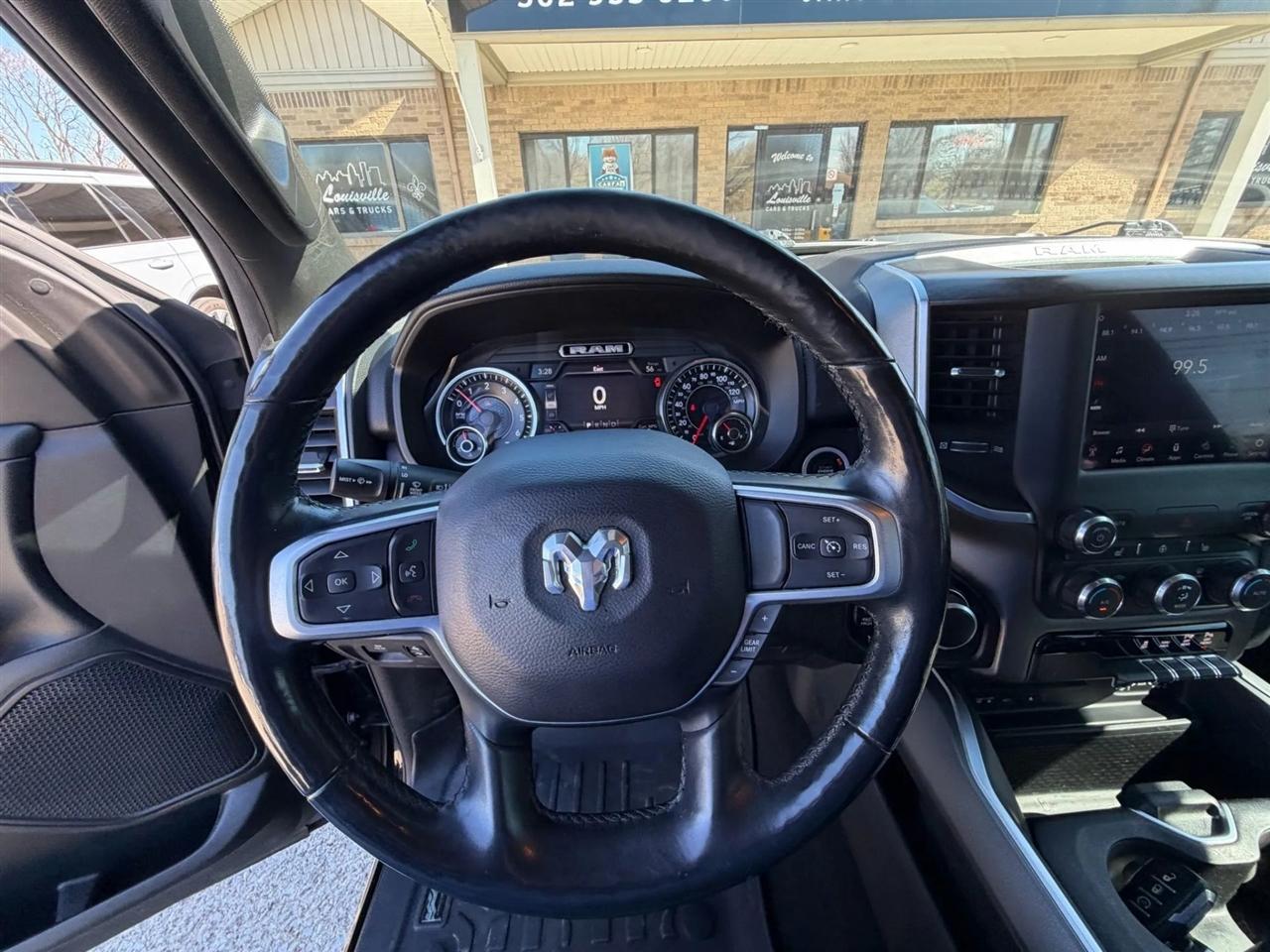 RAM 1500 Big Horn/Lone Star 4x4 Crew Cab 5'7" Box 2019